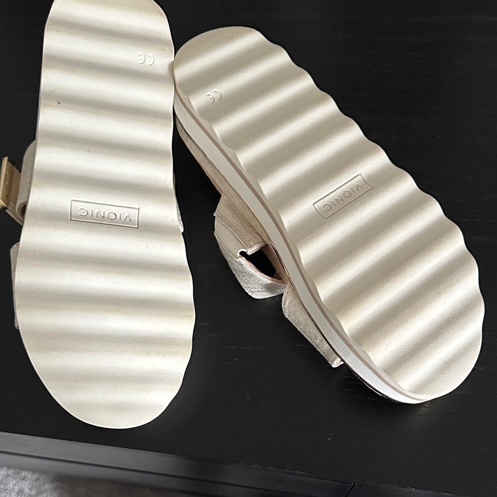 Vionic Cream Platform Sandals - image 3